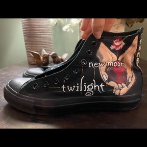 NWOT CUSTOM TWILIGHT SHOES 🧛✨
